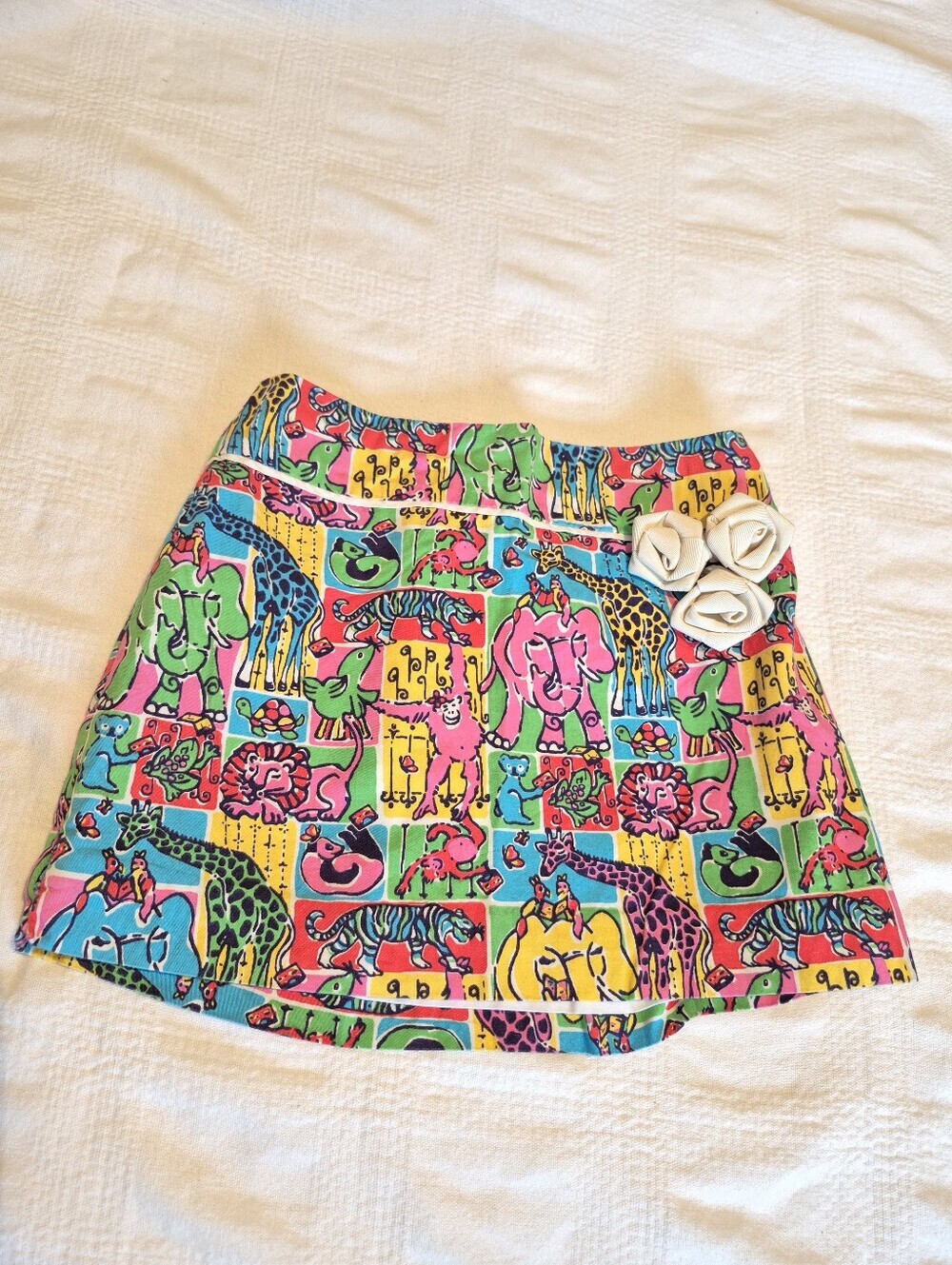 Lilly Pulitzer girls size 10 "Bright Zoo" lined skirt with 3 ribbon flowers VGUC